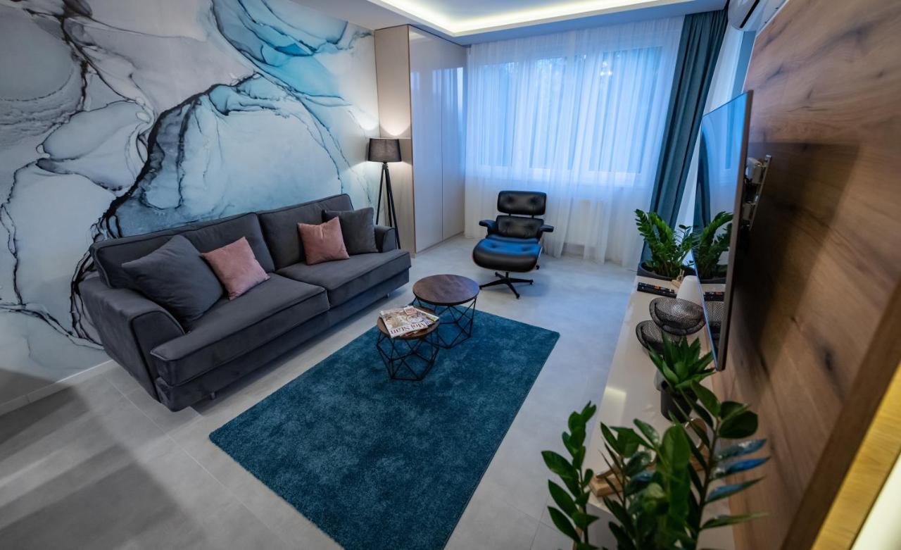 Family Resort Subotica Apartments Buitenkant foto